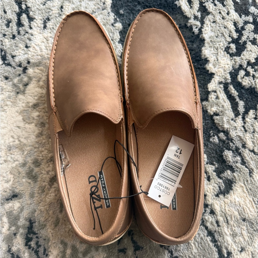 IZOD Men’s Slip On Shoes 12 Seapoint Loafers Tan Brown Memory Foam Lightweight - Picture 2 of 3